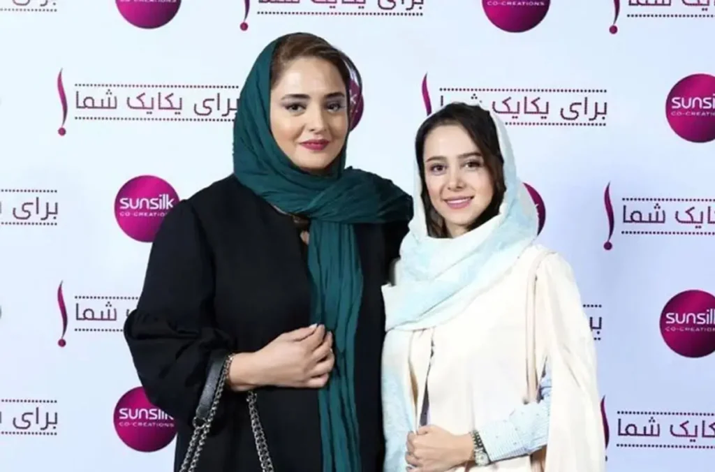 عکس جدید الناز حبیبی و نرگس محمدی